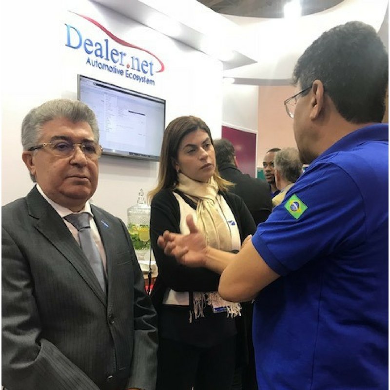 OneClickLoyalty's tweet photo. Productive meetings at Fenabrave with the wonderful teams at Renault, Hyundai and FCA Brazil. Exciting opportunities for the automotive industry in Brazil! 

@ChannelNet #PaulaTompkins #Fenabrave https://t.co/FAXVM0MB0P