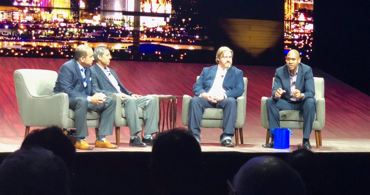 aultfern's tweet photo. #PKS Rocks ! with ⁦@spoonen⁩ talking containers and agility with execs from ⁦⁦@ncbja⁩ ⁦@SkyUK⁩ and @Brinks. #NSX ⁦@pivotal⁩.  Audience participation by ⁦@sakacc⁩ https://t.co/EBBff7iwjp