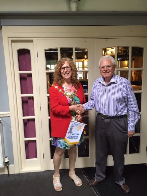 RotaryBury's tweet photo. Very pleased to report that as in previous years the current Mayor of Bury Councillor Jane Black has been inducted as an Honorary member of The Rotary Club of Bury.
Photo: Imm. Past President Colin Williams congratulates Jane on becoming a member. https://t.co/RuBbsGA3iJ