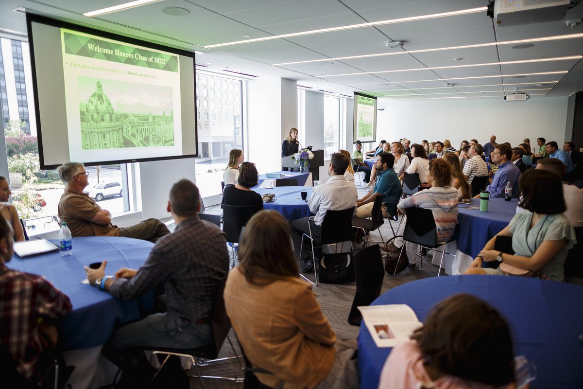 Marymount Honors tweet media