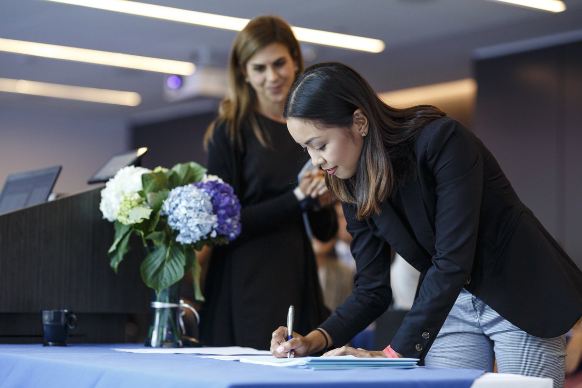 Marymount Honors tweet media