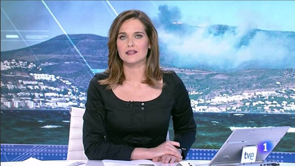 echan a raquel martinez del telediario del fin de semana de tve