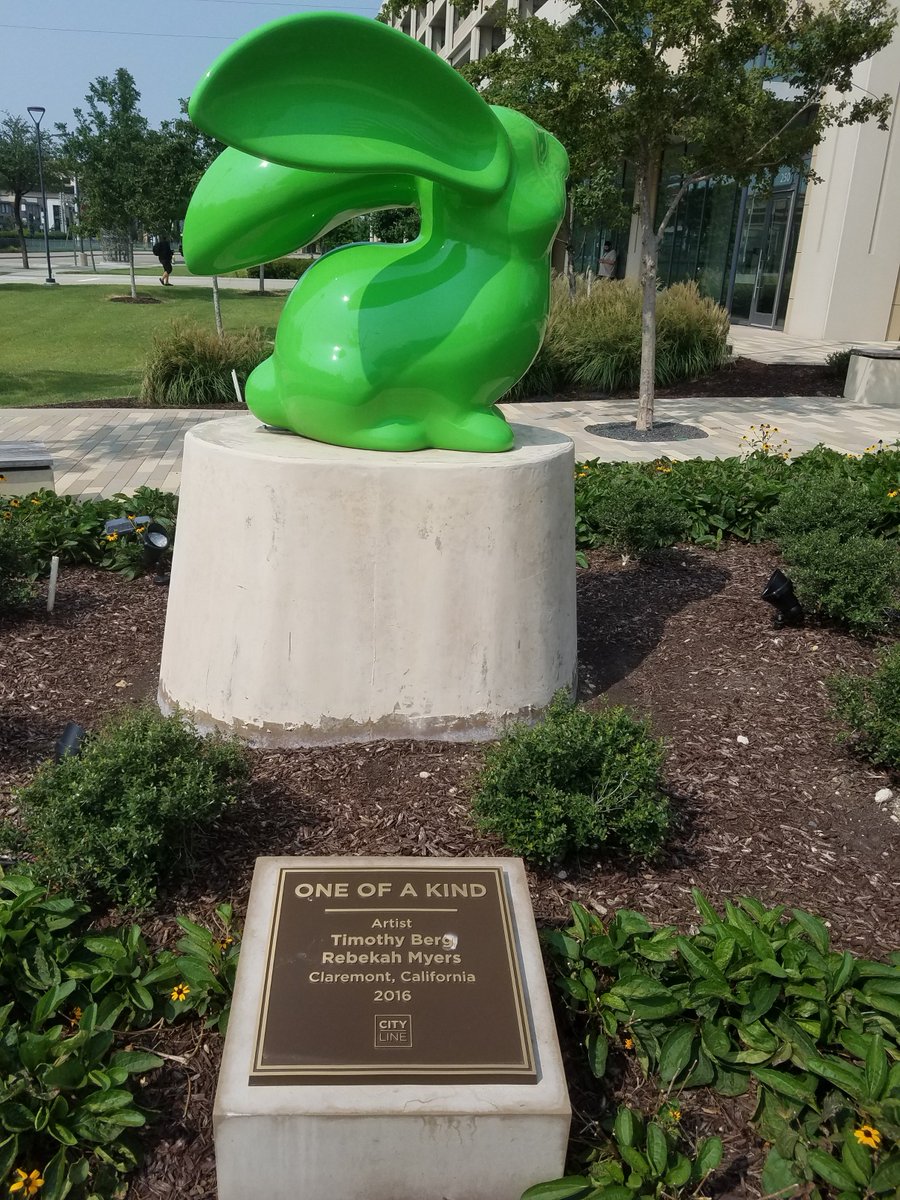 DFWArtsGuide's tweet image. "One of a Kind," is a ceramic sculpture by Timothy Berg and Rebekah Myers. Located at CityLine, Richardson, TX.

goo.gl/Q99vhN
#GoogleMapsArt #DFWPublicArt