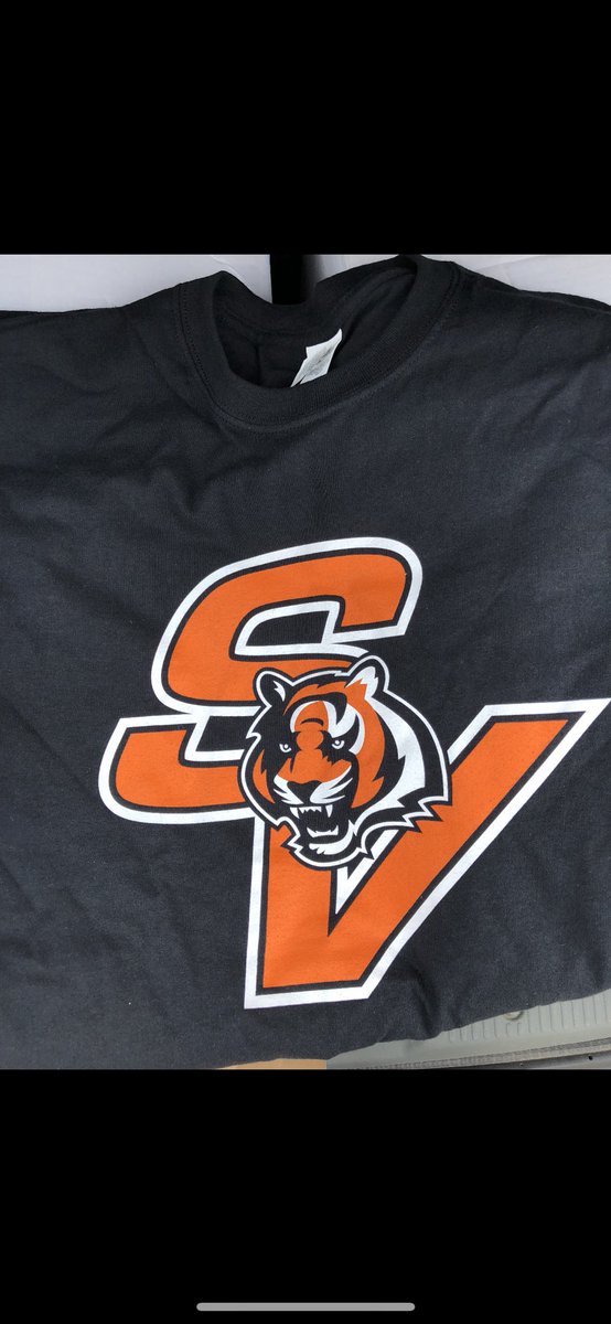 P_Gunna34's tweet photo. New SV Tigers school shirts are available now on sale 10$ for adults 7$ for students. first come first serve! #WeBelieve #SVPREP https://t.co/BzjQG0zUjG