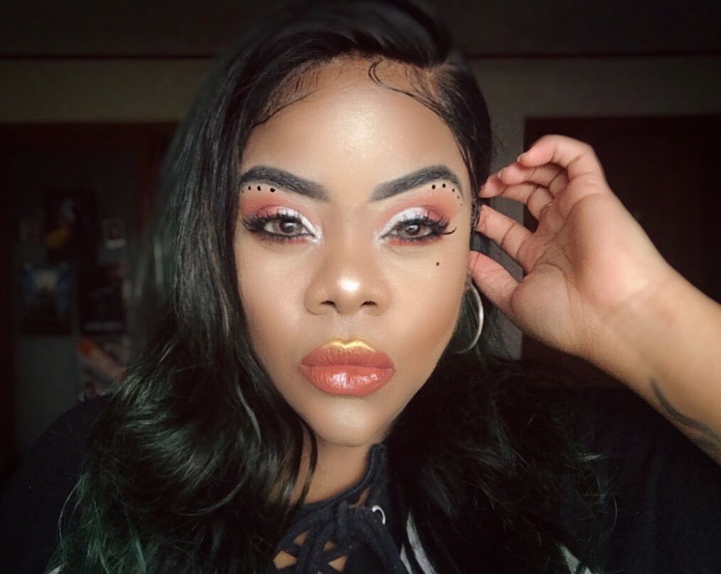 nikinami_'s tweet photo. What Is Normal?ππ½ββοΈ
π @eddiefunkhouser @KathleenLights1
π @JeffreeStar + #EddieFunkhouser + @fenthbeauty
π @BenefitBeauty #kabrow
β¨ #skinfrost + EF glow drops
βΊοΈ @ColourPopCo NFF in Dark 155
#makeup #motd #glowup #melaninpoppin #benifitbrows #issalook #youtuber https://t.co/XK7cRgb5Ao