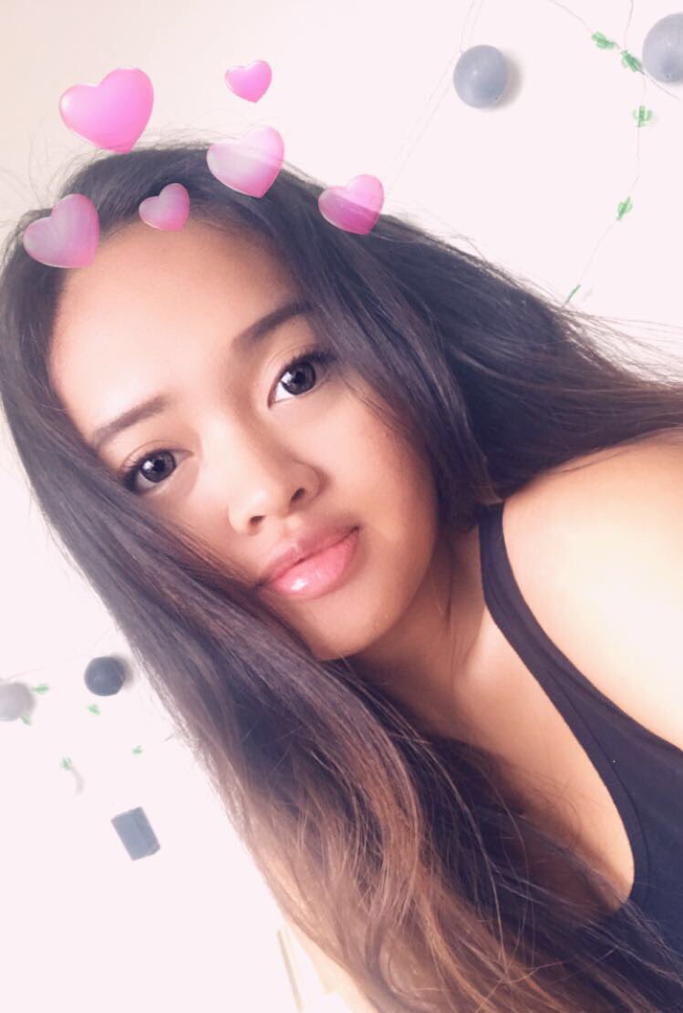 mochitwirl's tweet photo. hello!! 
i missed this platform so much :( https://t.co/ny8OoZ58WH