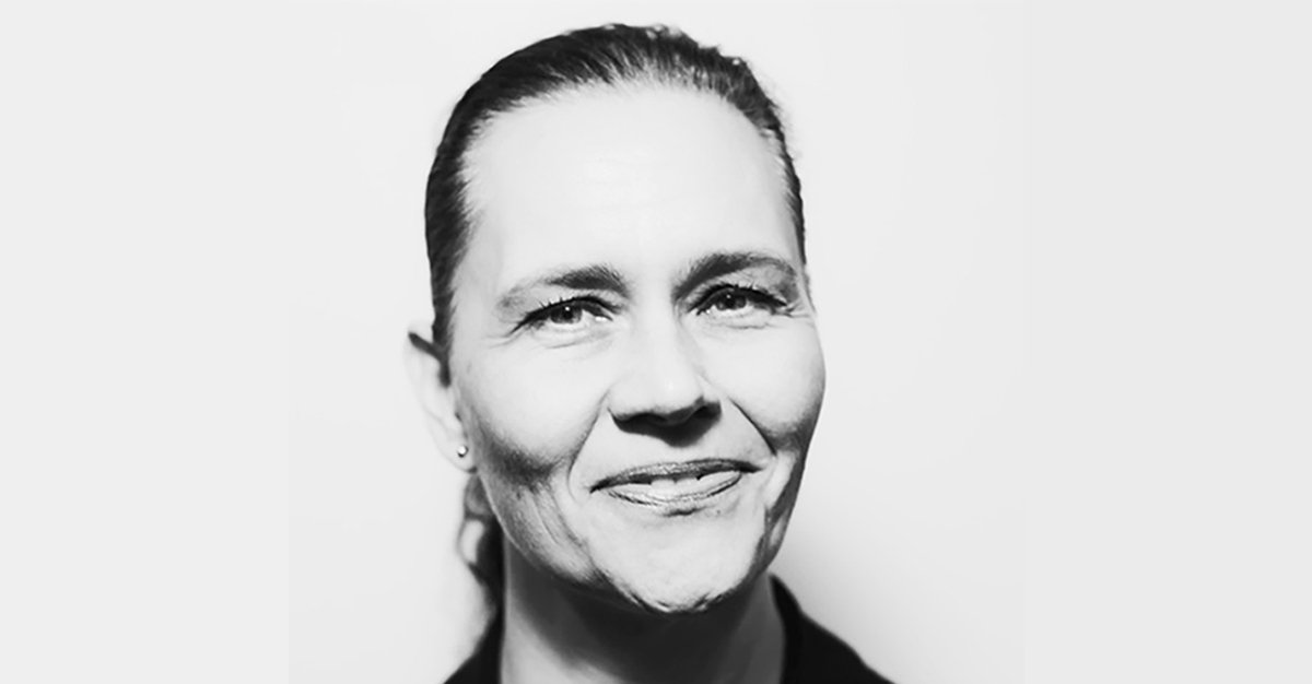 StudentworkSE's tweet image. Vi har intervjuat Kristina Kinik som har arbetat med kommunikationsfrågor på @FortumSverige i 10 år. I intervjun delar hon med sig av sina bästa tips till företag som funderar på att anställa via bemanningsföretag och hur det är att arbeta med Studentwork. bit.ly/2NqQtjd