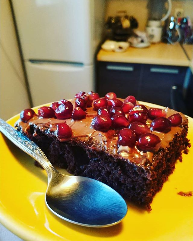 TheHHabits's tweet photo. Life can be sweet and sugar free at the same time 😋

Healthy, sugarfree brownies with pomegranate 💗

#healthytreats 
#healthysnacks 
#sugarfree 
#healthybrownies 
#healthyeating 
#healthiesthabits https://t.co/dxiHzB3Auo