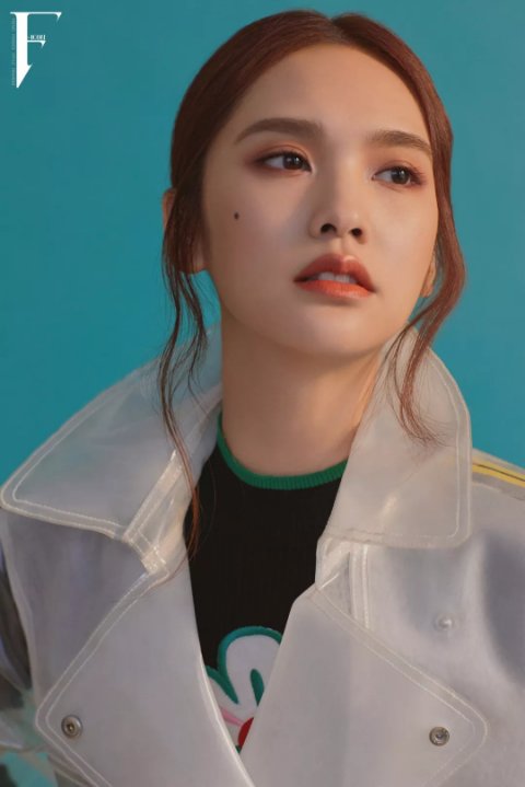 YangChengLinFan's tweet photo. #RainieYang #Rainie #杨丞琳 #楊丞琳 #レイニー・ヤン #IconF #magazine https://t.co/Ju00ihTfSF