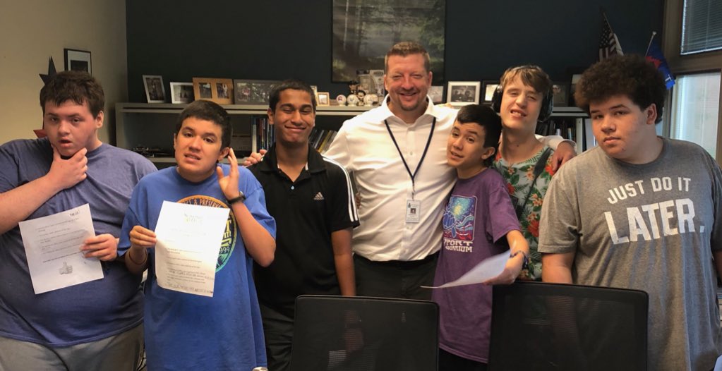 PeteScully1's tweet photo. Got the best kind of morning meeting today! Students from Mrs. Mumpower were doing a @TWHS_Cardinals building scavenger hunt! #ThisIsCardinalCountry #ItsWorthit #WeAreTW https://t.co/FbOVgkX9ck