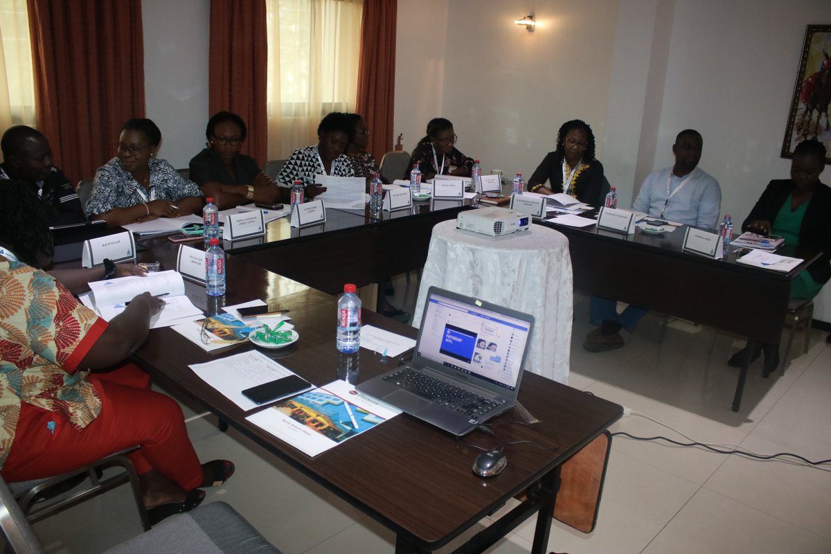 ABMCINT's tweet photo. Day 2 of CPEA Ghana 2018. Today we will focus on; -Strategic and Effective communication and presentation skills, -Negotiation skills
#CPEAGhana2018
#AfricanPA
https://t.co/g9pYbGeiet https://t.co/DSKYBXlcqN
