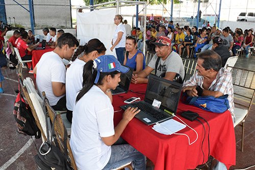 Hasta el 30 de agosto tienes oportunidad de realizar tu registro on line o presencial en el #CensoNacionalDeTransporte,  acción tomada por el Pdte. <a href="/NicolasMaduro/">Nicolás Maduro</a> para atender de manera integral a conductores y transportistas. 🚗🚕🚙🚌🚐🚚🚛🏍️🛵🚘🚖