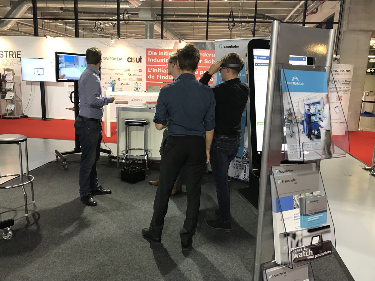 FutureWorkLabDE's tweet photo. Das @FutureWorkLabDE präsentiert seine Demonstratorenwelt auf der #Sindex2018 in Bern. Das @iaostuttgart und die @aucoboGmbH erwartet euch in der Sondershow Halle 2.1! https://t.co/tYxAC03wW6