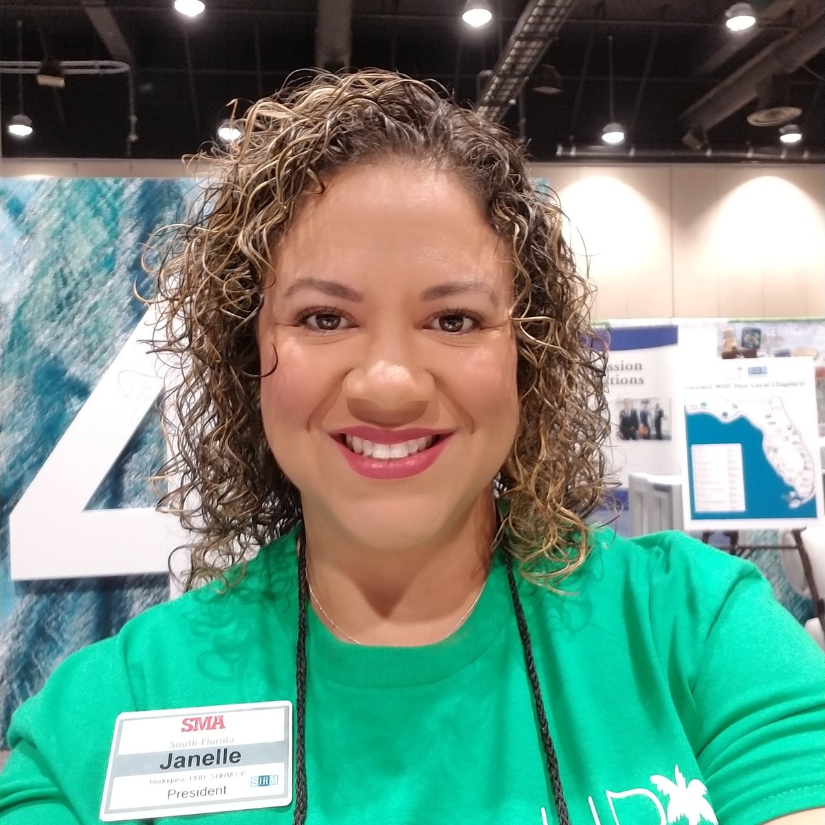 janeller1021's tweet photo. Ready for our volunteer shift...#HR #HRFL #HRFL18 #SMASouthFlorida #SHRM #volunteer #chapterleadership #chapterlife https://t.co/43alUXVd2D