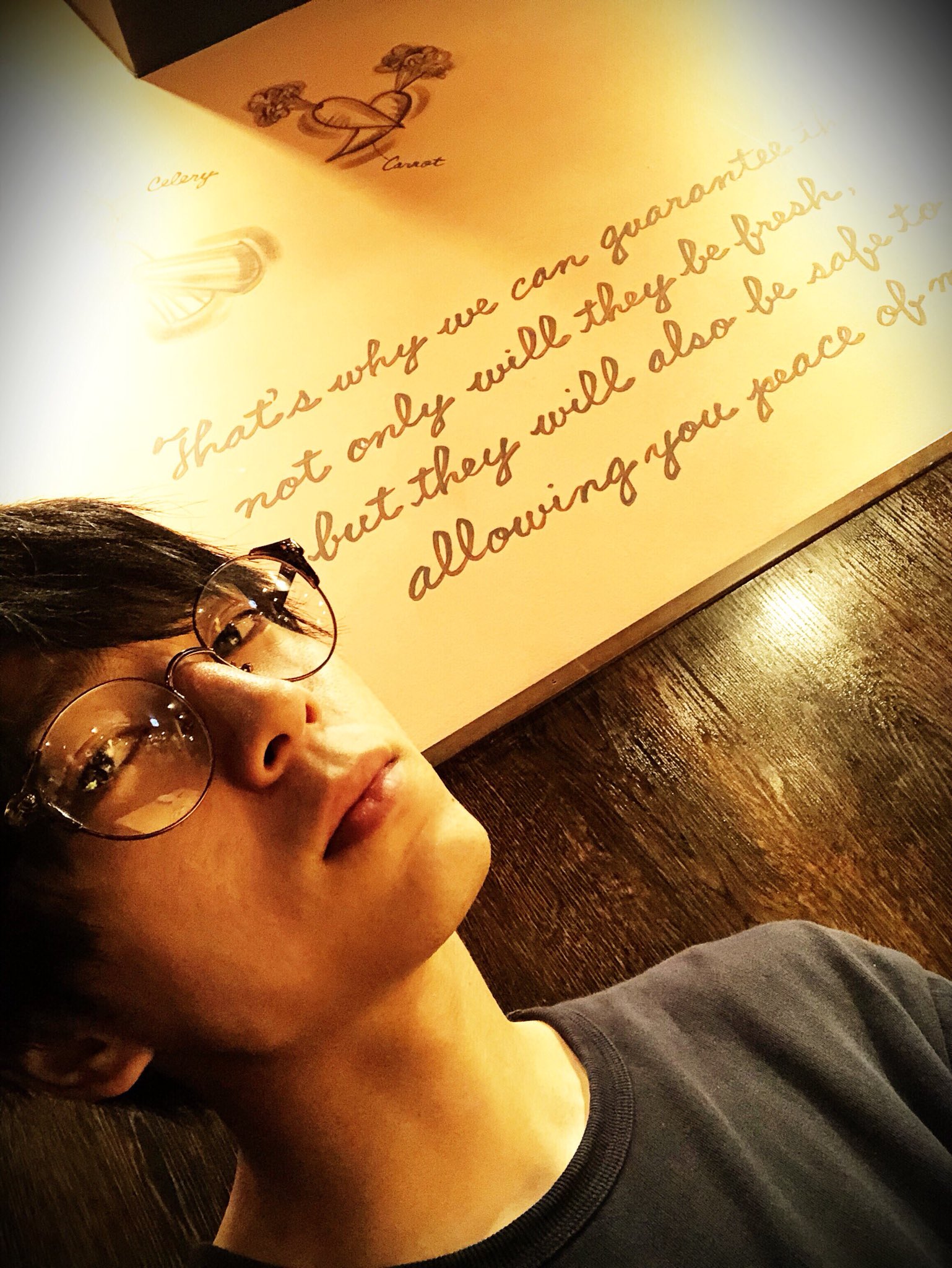 小松準弥 お店の壁紙オシャレ あら 映えな写真っぽい T Co Yodswfktxa Twitter