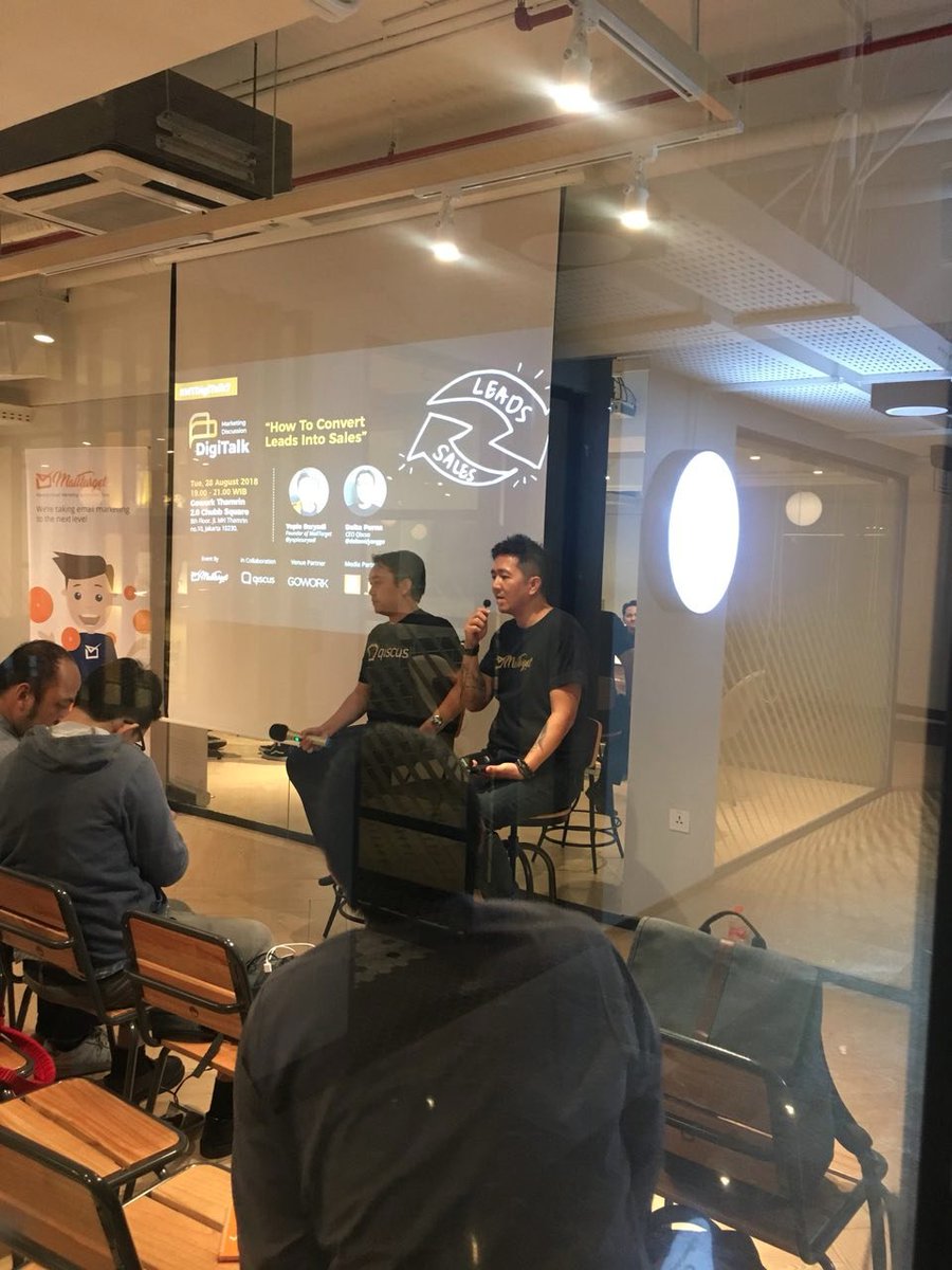 mtargetco's tweet photo. Siapkan pertanyaan, yuk untuk pembicara DigiTalk Vol.7. Jangan sampai rugi nggak nanya rahasia mereka untuk sukses di perusahaan #MTDigitalk7 #MailTargetEvent https://t.co/WiF8hFkglc
