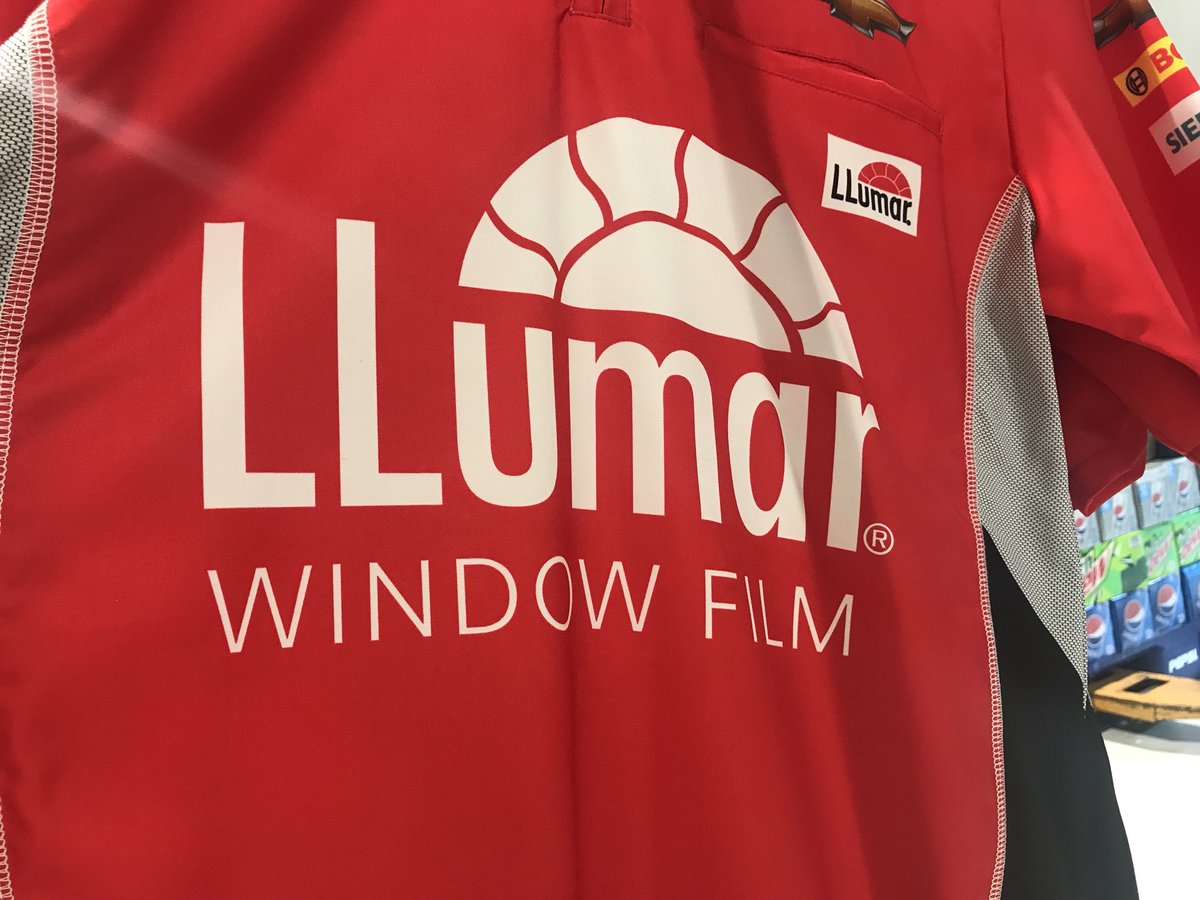 TeamHendrick's tweet photo. Those new shirts are 🔥🔥. https://t.co/viiYpaclH2