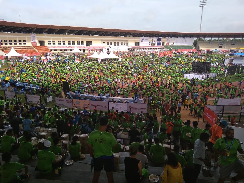 KTRBRS's tweet photo. Delighted Hyderabadis showed up in big numbers at the Airtel Hyderabad Marathon on Sunday 👏 Biggest ever attendance so far; 22 thousand plus 👍

#HappeningHyderabad https://t.co/Yls1m935ry