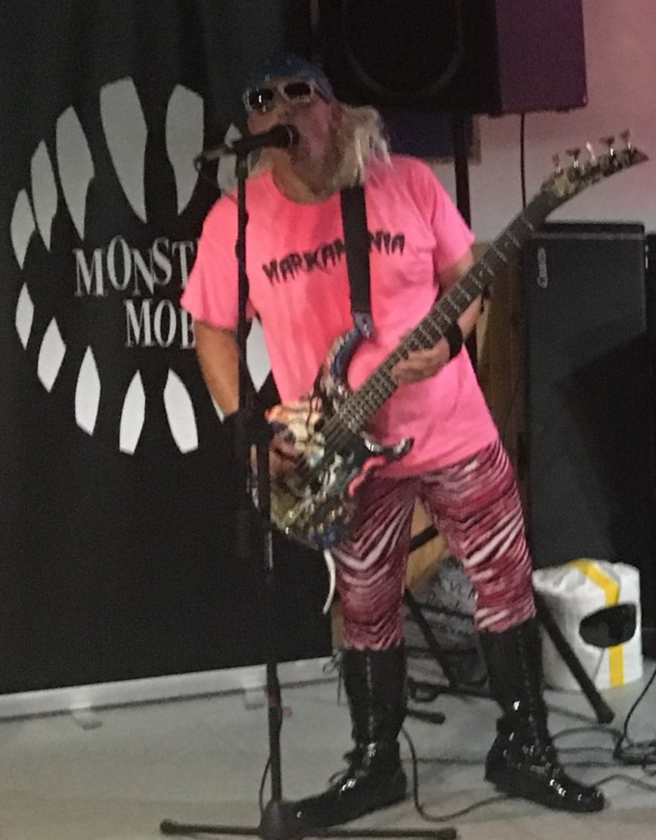 MonsterMob_MN's tweet image. Markamania still continues to run wild! Can it be stopped? Doubtful, but you're welcome to try!