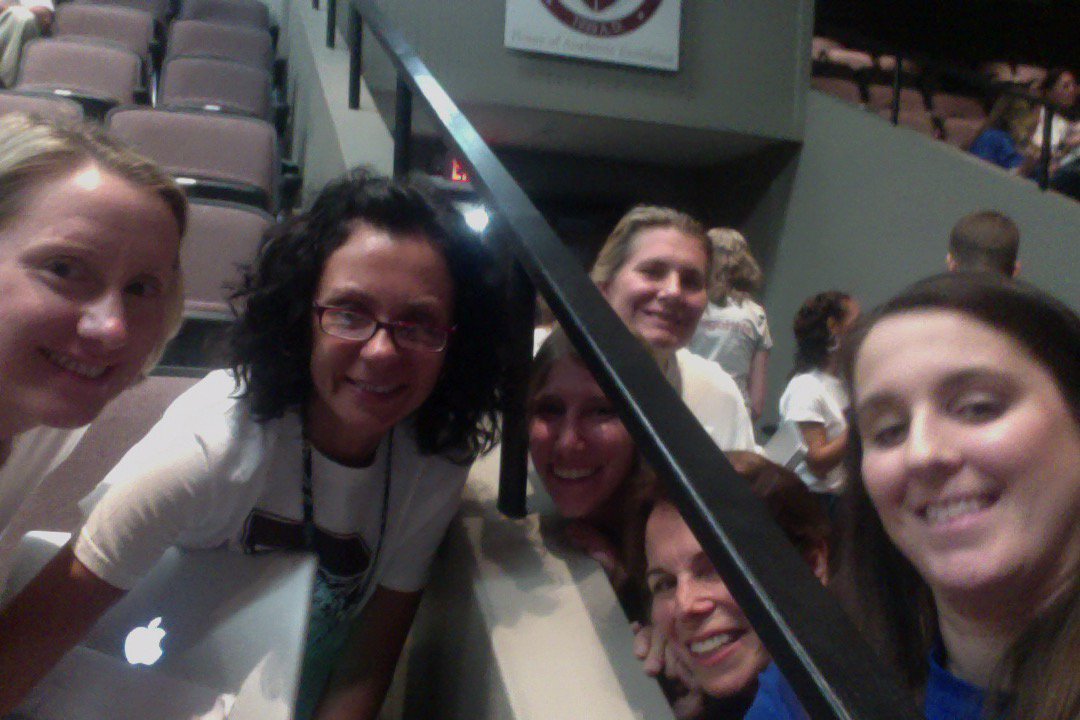 BMS_Speech's tweet photo. "Only when we stop talking, when we engage closely, and listen actively that deep learning can take place" (p.1) #justlisten #roughpic #bpsconvocation2018 https://t.co/QeTSO65NVO