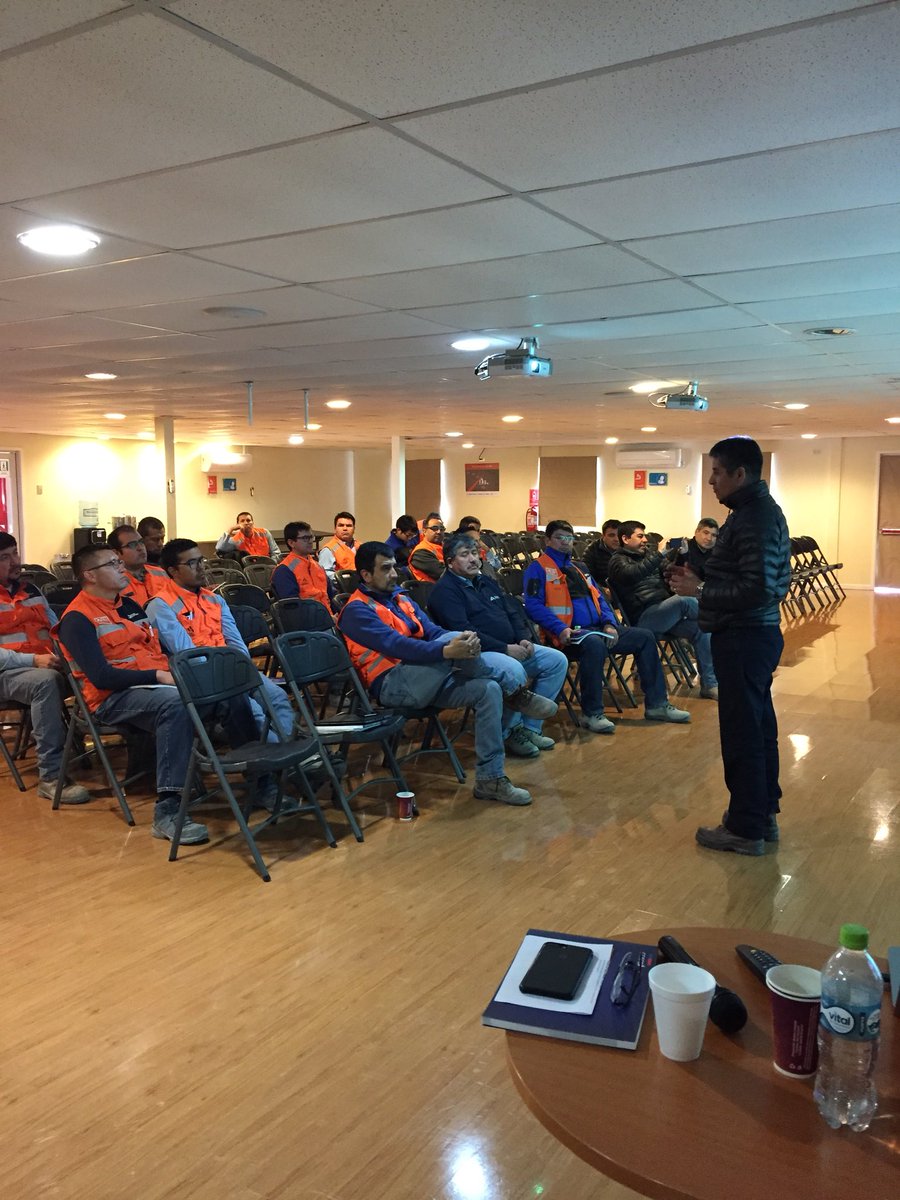 caco230372's tweet photo. Conversando de Innovacion Abierta en Minera Centinela  #Antofagasta @Corfo @aminerals @FomentoAntofa @Rfonsecach https://t.co/qnQWEOcNJq