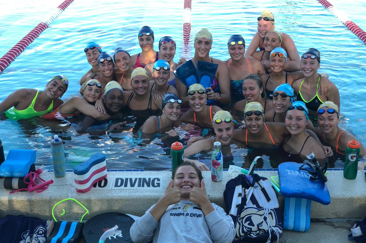 FIUSwimDive's tweet photo. First official day of practice! #questforfive #allin #PawsUp @FIUAthletics @swimswamnews @FlaSwimNetwork https://t.co/j7fNNTktAT