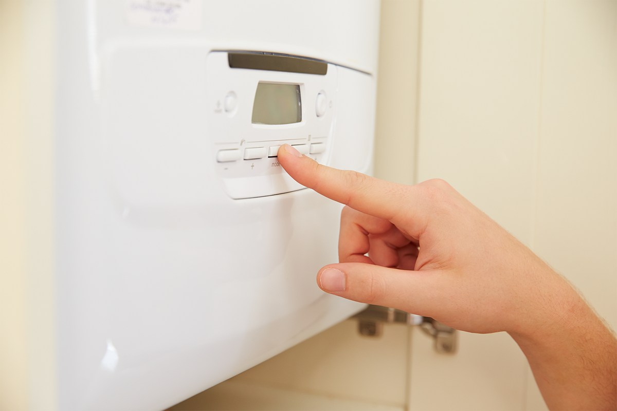 RonLawHeating's tweet photo. We now offer flexible finance for installations! Get in touch today to discuss having your boiler replaced! #RonLaw #BoilerReplacements https://t.co/cDouOCfoJ5 https://t.co/pF6YlSZ7Bc