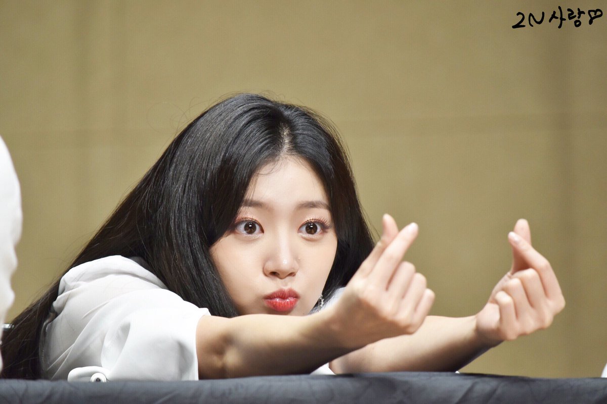 zn_sarang's tweet photo. 2018.08.28 라붐 4주년 축하해!

@officialLABOUM 
@HAEIN_LABOUM @SOLBIN_LABOUM 

#LABOUM4thBIRTHDAY 
#LABOUM #라붐 #해인 #솔빈 https://t.co/rJ4VUUphGI
