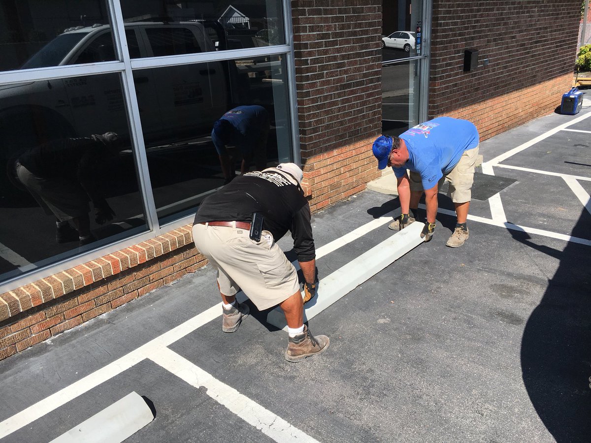HIGH STREET: We’re slowly getting our new Woodbury location ready for you to roll on in, just not literally through the windows.