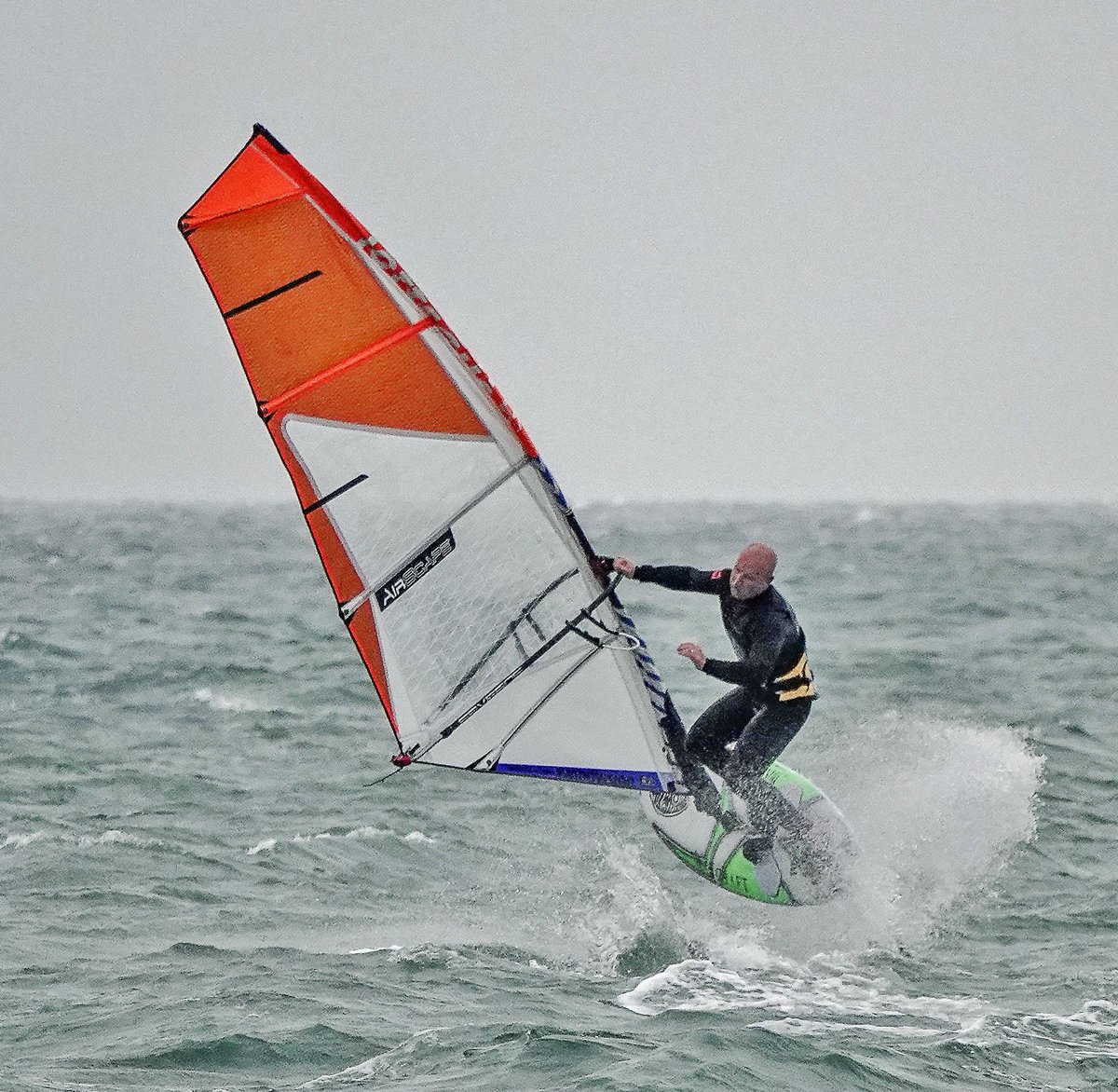 @theloftsails Airscape 4.8m 2018 freestyle #windsurfing sail tested! windsurfingukmag.co.uk/more-than-a-ba… Pic: James Jagger #test #windsurf #review