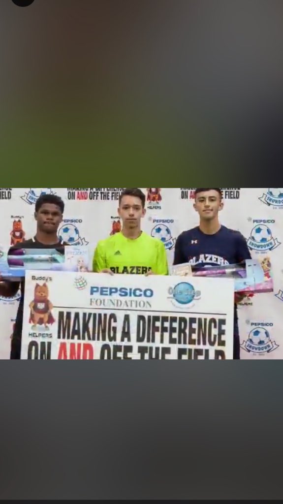 atblazersoccer's tweet photo. ABC News - Blazers giving back this past Sunday

#PepsiCoShowdown #aths https://t.co/XKy7nw7aqp