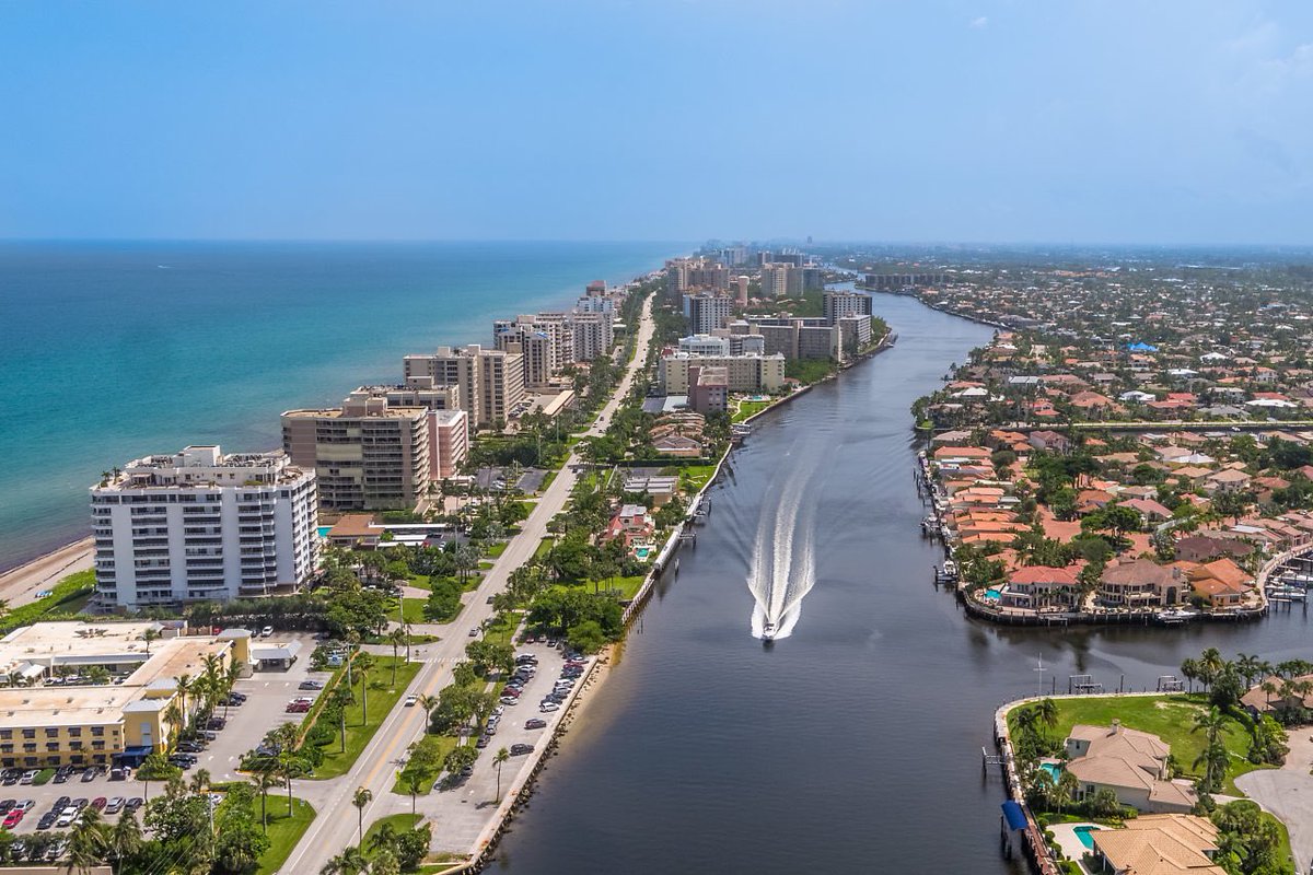 CronicanGroup's tweet photo. NOW IS THE TIME⏱ to invest in South Florida real estate. Be ready for this coming winter season with your perfect warm ☀️sunny getaway... contact us to learn more about #southflorida real estate market. https://t.co/cCVRTuE7sW
#douglaselliman #thecronicangroup #RealEstate https://t.co/XLSfmGAbg9