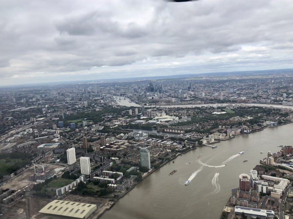 #London at its best.. @LDNairamb @GreatestCapital @LondonHeliport @TfL #london @LondonTours #CapitalCloseUp Great way to see the Capital. #Battersea