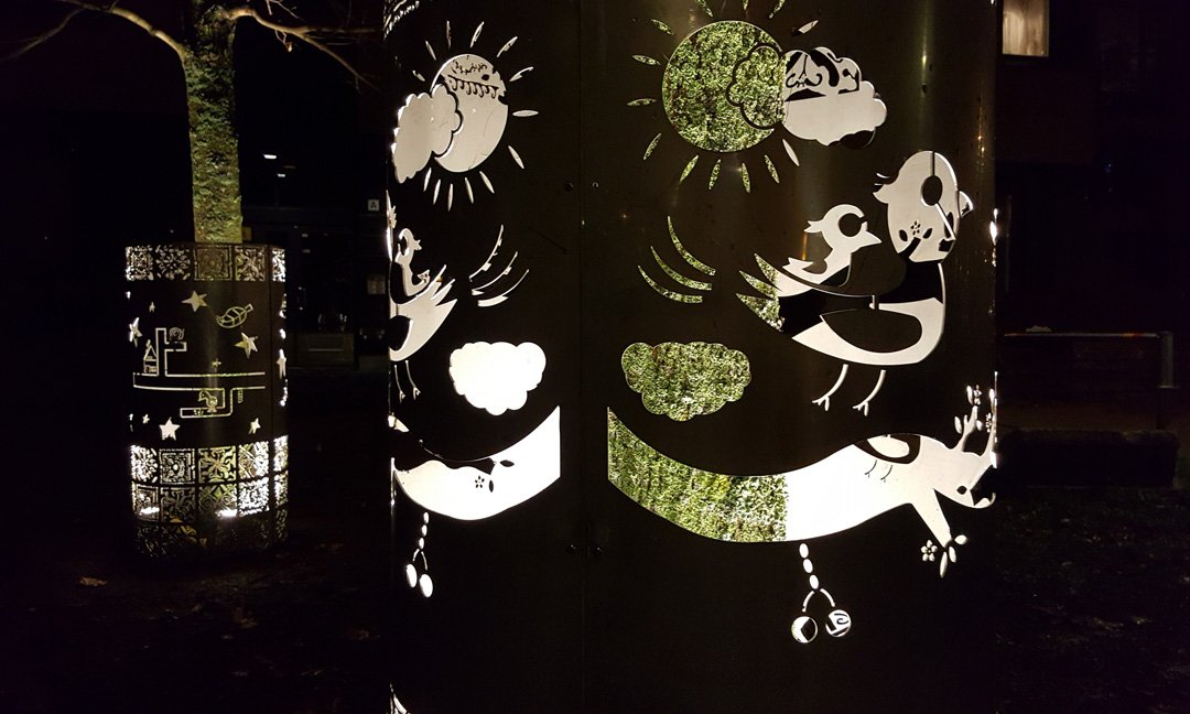 Viikon päästä tiistaina 4.9. Idän tarinalyhty -työpaja meillä täällä Stoassa. Tule jättämään kädenjälkesi yhteisölliseen valoveistokseen. Pajat klo 9.30-11 ja 16-18, tervetuloa mukaan!
bit.ly/2wl4dVd