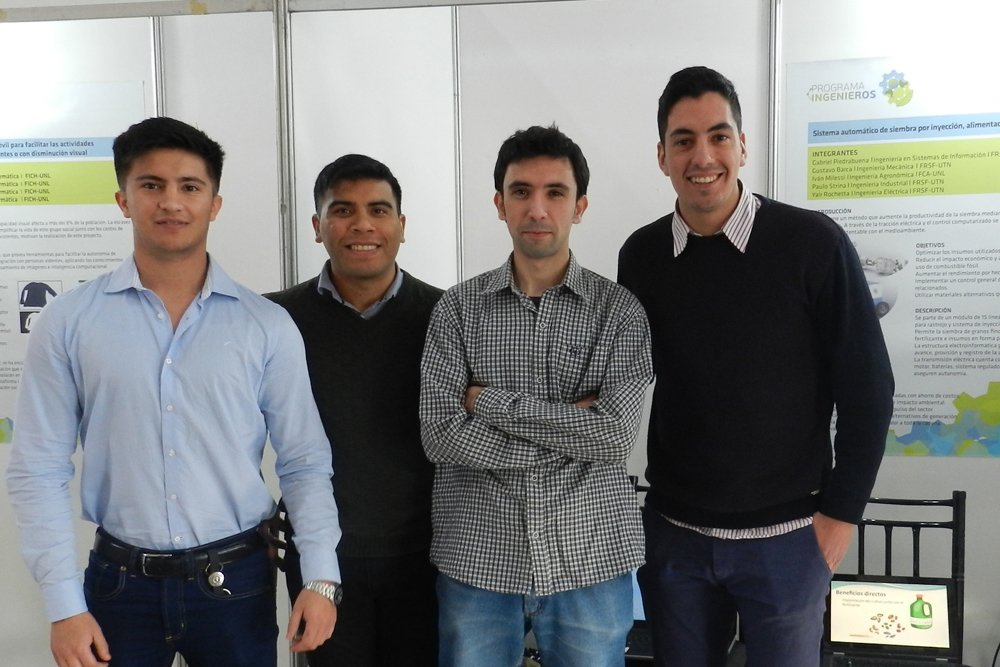 CienciaSantaFe's tweet photo. Con la mirada puesta en la innovación 👩💻🌐👨💻 Se conocieron los ganadores de la primera etapa del #ProgramaIngenieros, de la que participaron 23 proyectos de diferentes universidades de la provincia.
¡Entrá a esta nota de @ellitoral y conocelos! ➡️ https://t.co/B2zhKoWHjW https://t.co/gmz7NFicnZ