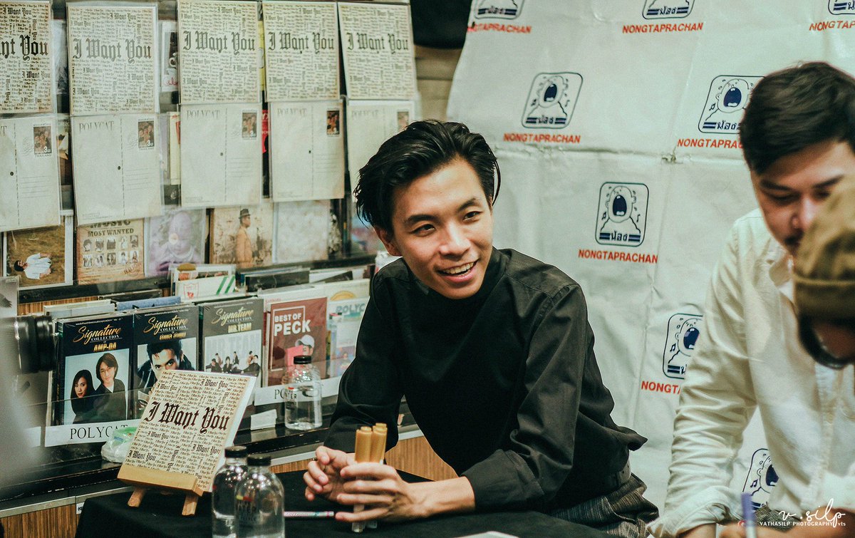 vathasilpp's tweet photo. " คุณหัวใจ ณ ร้านน้องท่าพระจันทร์
เปลี่ยนท่าพระจันทร์ให้กลายเป็นโชนันได
ด้วยความนิปปอนของคุณเขา 💙💙💙
@napolycat
#polycat #polyna #napolycat https://t.co/lQ103k4q9M