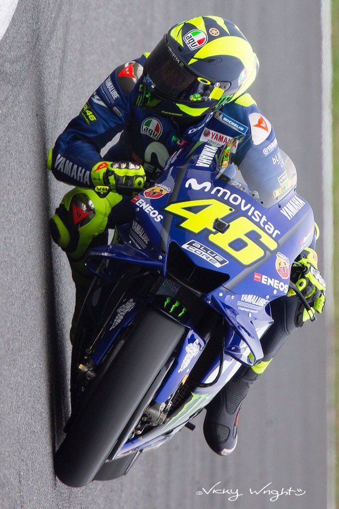 VickyxWright's tweet photo. #MotoGP #britishgp #Silverstone https://t.co/ux9gc24i14