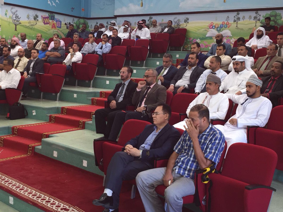 Amansourschool's tweet photo. الاجتماع الأول للهيئتين الإدارية والتعليمية لمدرسة أحمد منصور الابتدائية للبنين بحضور مدير المدرسة ونائِبيه
وجميع المعلمين الأفاضل والإداريين المحترمين
نسأل الله أن يكون عام دراسي ناجح ومليء بالإنجازات العلمية والعملية والثقافية والاجتماعية لنا ولأبنائنا التلاميذ
#بالعلم_نبني_قطر https://t.co/omP97szfyK