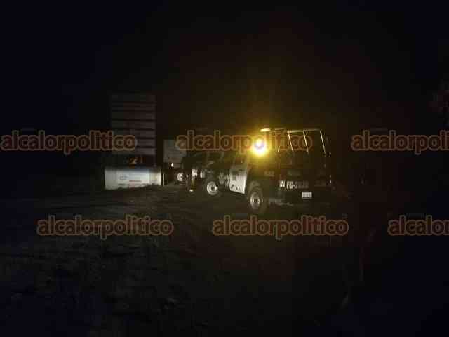 alcalorpolitico's tweet photo. #NoticiasAlCalor 🔥 | Noche violenta en #Pinoltepec, Emiliano Zapata: Hombre ejecutado la noche de este lunes; presentaba 2 heridas de bala; aún no ha sido identificado
https://t.co/DQOWlz6FDJ
#NoticiasVeracruz https://t.co/ow2Fy6qCk6
