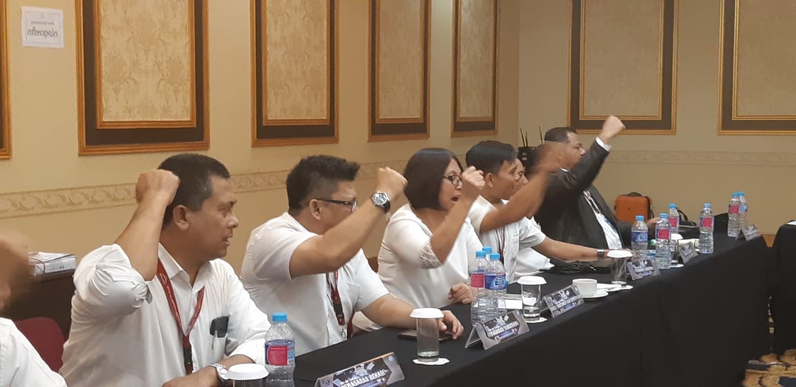 binagriya's tweet photo. Rapat Koordinasi PT Asuransi Binagriya Upakara 2018, I'M LEADER, I'M A WINNER!

#AsuransiBinagriya
#Mariberasuransi
#AsuransiTerpercaya
#RAKOR2018 https://t.co/2JqPXxqkEy