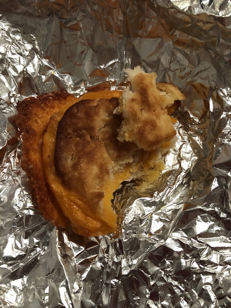 CynicalCouple's tweet photo. My Teenager, who is officially on twitter now (and also about 13 years past teenager-hood), texted me days before my trip to tell me Bojangles would no longer be selling the Cheddar Bo. Thankfully, not the ones owned by the Tands. GLORY. @jessicajaypea https://t.co/uDdlfdROgK