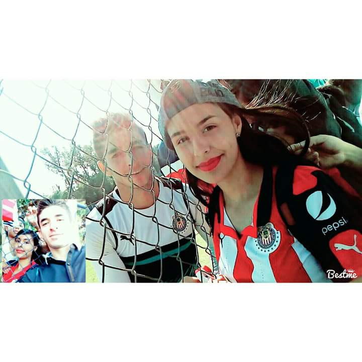 KariiTf's tweet photo. Muchas Felicidades @brizuela27_cone🎈🎉 mis mejores deseos para ti hoy &amp; siempre 💪⚽✨ Me encanta tu estilo de Juego crack 😎 
Espero verte pronto 🐰 Te mando un fuertisimo abrazo 😀❤
DTB ❣ https://t.co/0ZuefXnbhv