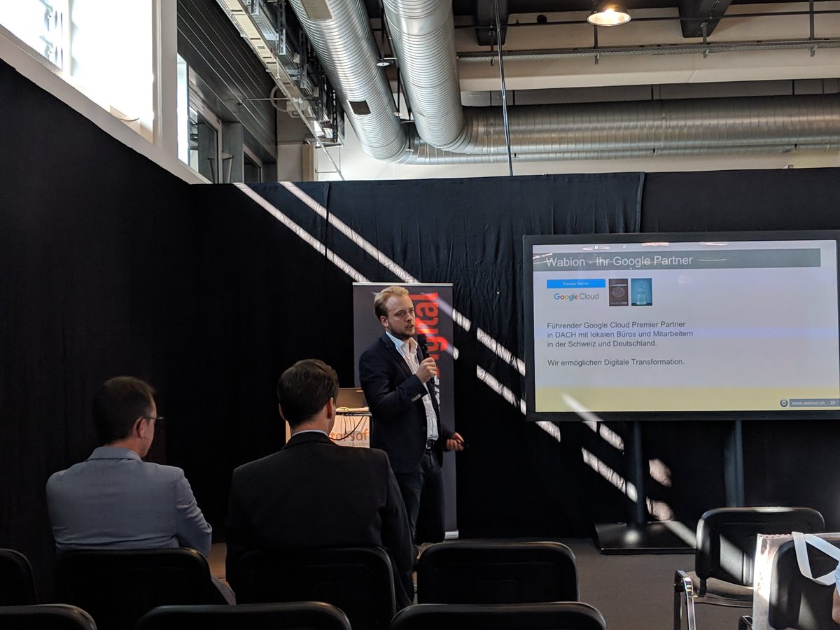 saemsonite's tweet image. Live von der #Topsoft Konferenz in @MesseZurich: Spannender Business Case der Schweizer Weiss+Appetito Gruppe durch CFO Oliver Schüttel zu #GSuite im Geschäftsalltag; mit Inputs von Implementierungs-Partner #Wabion AG und #GoogleCloud 🇨🇭