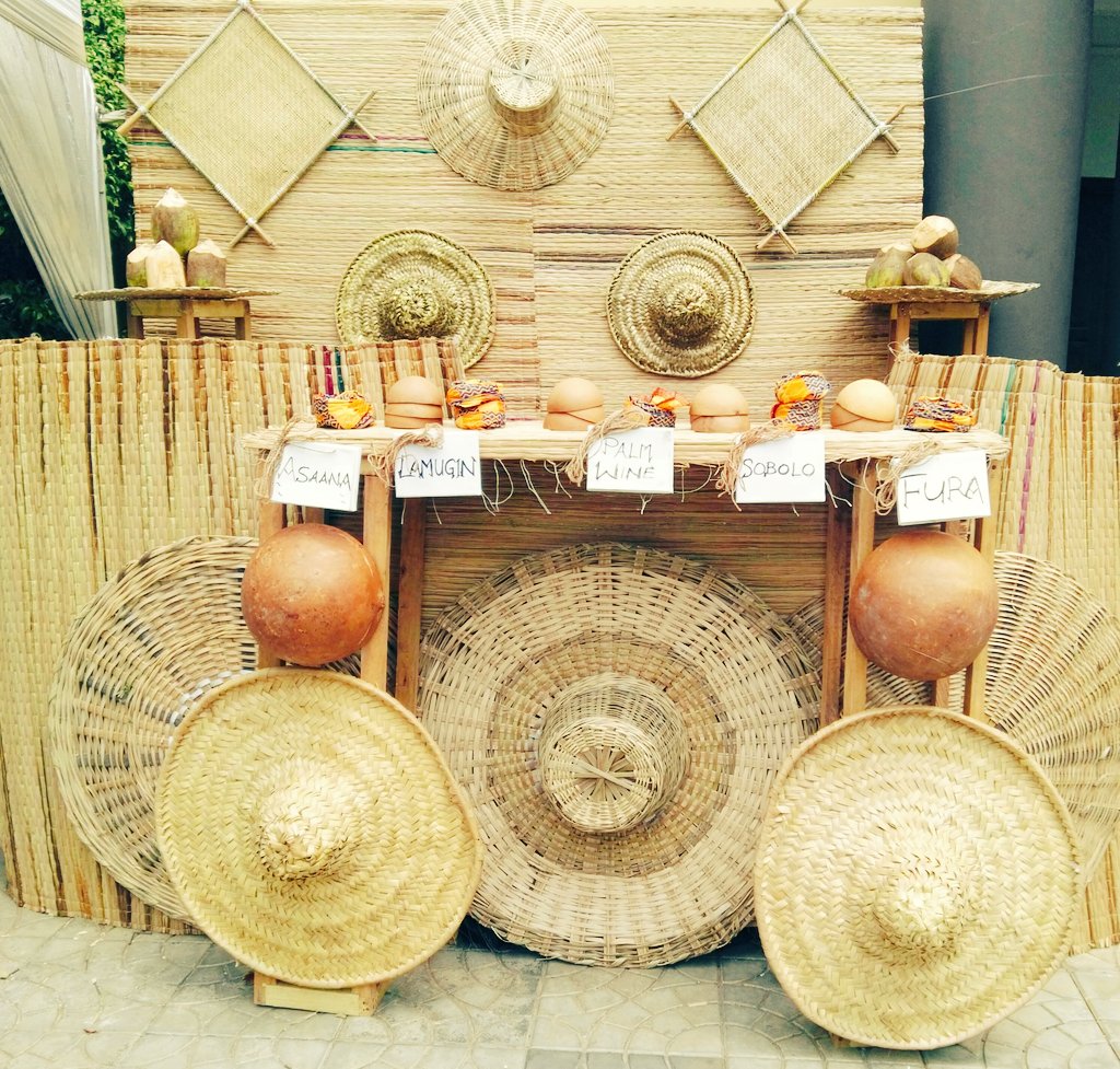 Calashlocal's tweet photo. NO ONE Does it LOCAL🍹 than @calashlocal Bar 🏺Call 📱us today on 0204999163 / 0557169952 and your Coconut 🌴 water is FREE. #drinkitlocal https://t.co/XOukuMj5ct