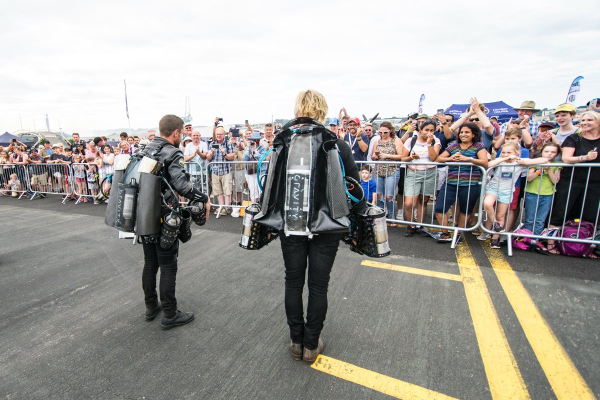 takeonGravity's tweet photo. We're looking forward to being a part of this year's Bournemouth Air Festival with our Chief Test Pilot &amp; founder Richard Browning. We'll be showcasing the #jetsuit across the seafront. @BmthAirFest @AngeloGrubisic https://t.co/vPuFGmd8f8 https://t.co/iuOxLQnSgN