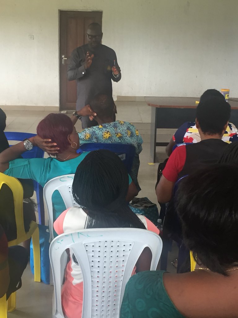 YouLeadNigeria's tweet photo. Gracing the session, the Manager Entrepreneurship and Value Chain Development, Mr James Odey, concluded by advising beneficiaries to put into practice all they have been taught as it will lead to the growth and development of their businesses. https://t.co/9DRQdkIHzs