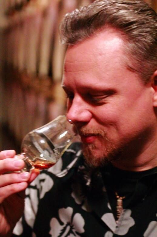 CaribConference's tweet image. Love Caribbean drinks? Come see and sample Caribbean drinks prepared and mixed by drinks expert Peter Holland, founder of @FloatingRumShac. Visit caribbeanfoodanddrinkconference.com for tickets. #TheFoodConference @IOExport @The_IoD @gtreview @AlJazeera @voxafricauk