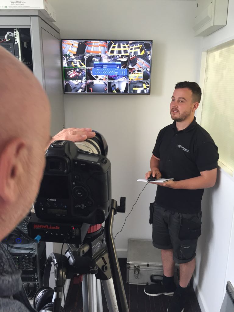 CameratechLTD's tweet photo. Dan our engineer doing a video testimonial at one of our trampoline centres https://t.co/EnIPZhRswl