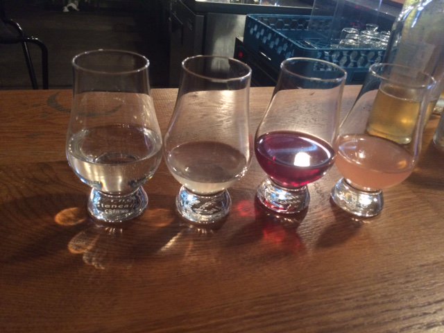 mariecannaregio's tweet photo. Very interesting visit at welcoming young @chidistilling in Chicago of craft gin,vodka,whisky,bourbon,cocktails on tap,canned to go or mixed by Noah the bartender.Friendly &amp; relaxed atmosphere https://t.co/r7W2eBf8ns