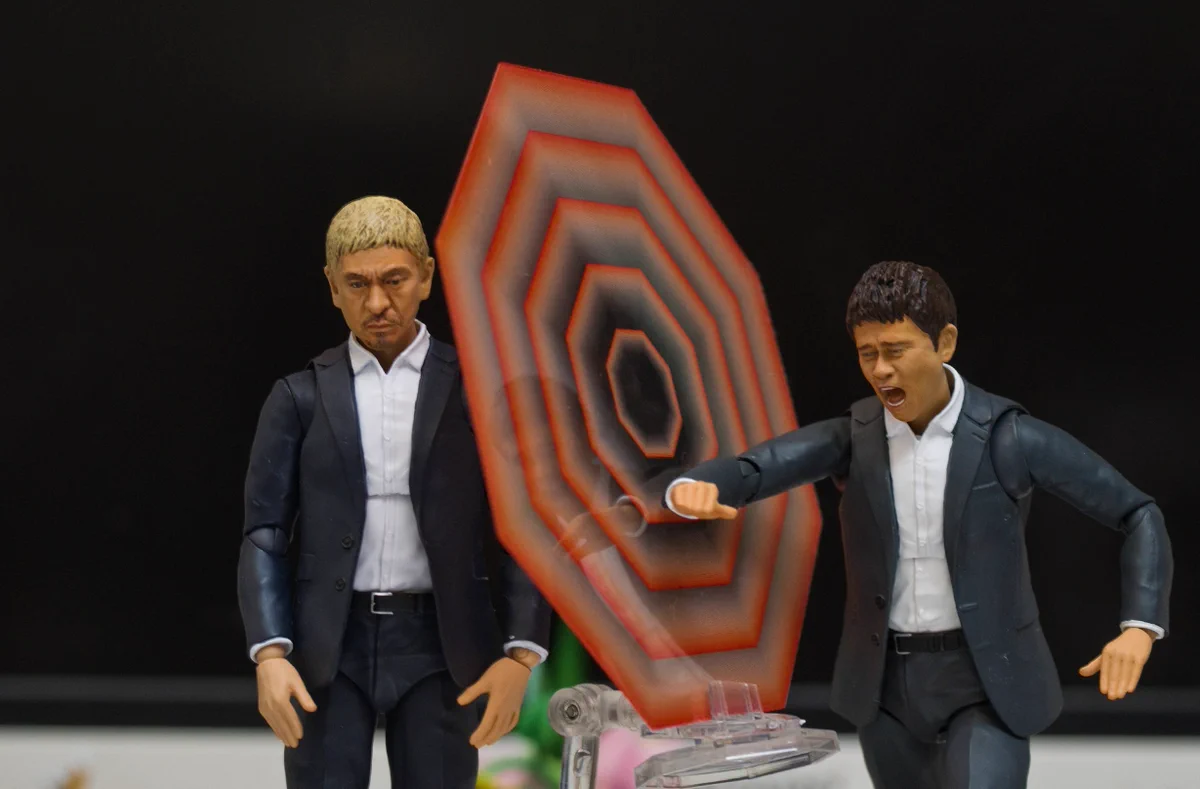 浜ちゃんのツッコミ対策に松ちゃんがATフィールド全開になってるww